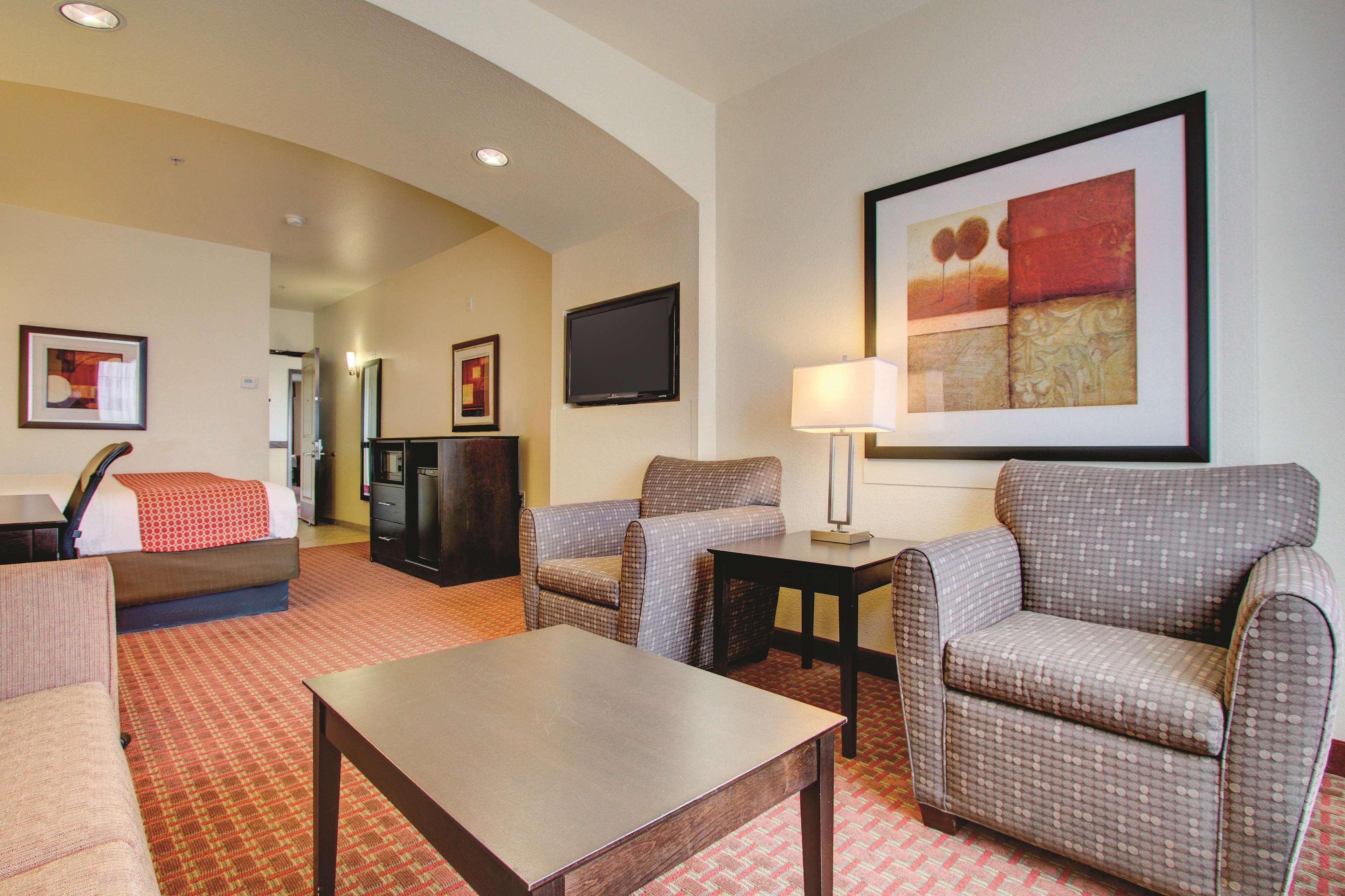 La Quinta By Wyndham Denver Gateway Park Exterior foto