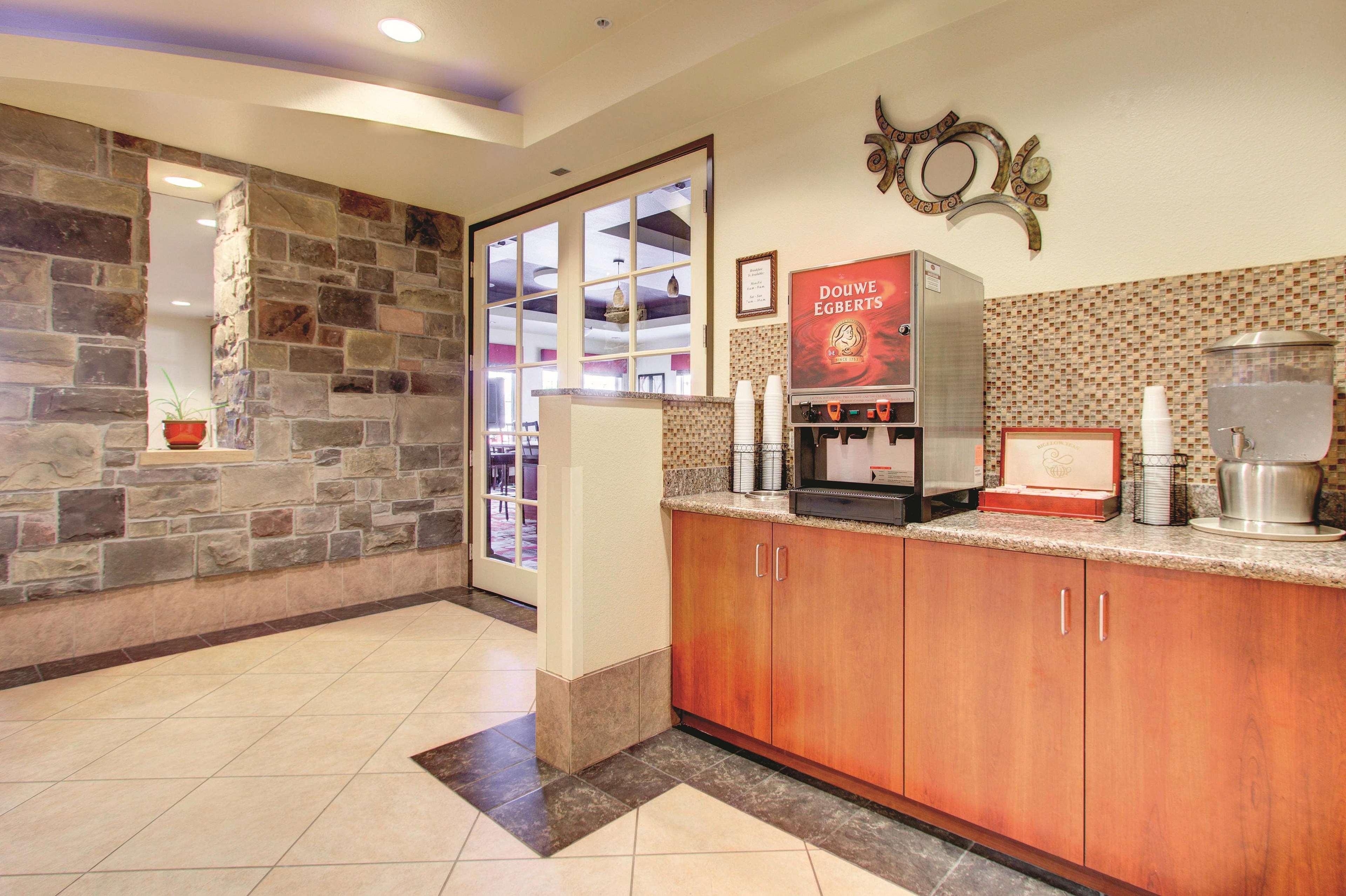 La Quinta By Wyndham Denver Gateway Park Exterior foto